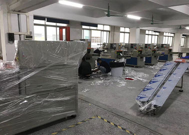 Nougat Sugar Packaging Machine , Pillow Flow Wrapping Machine Individual Package
